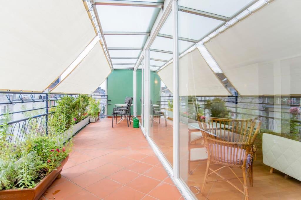 Modernes, Sonniges Appartement Im Herzen Von Duesseldorf Extérieur photo